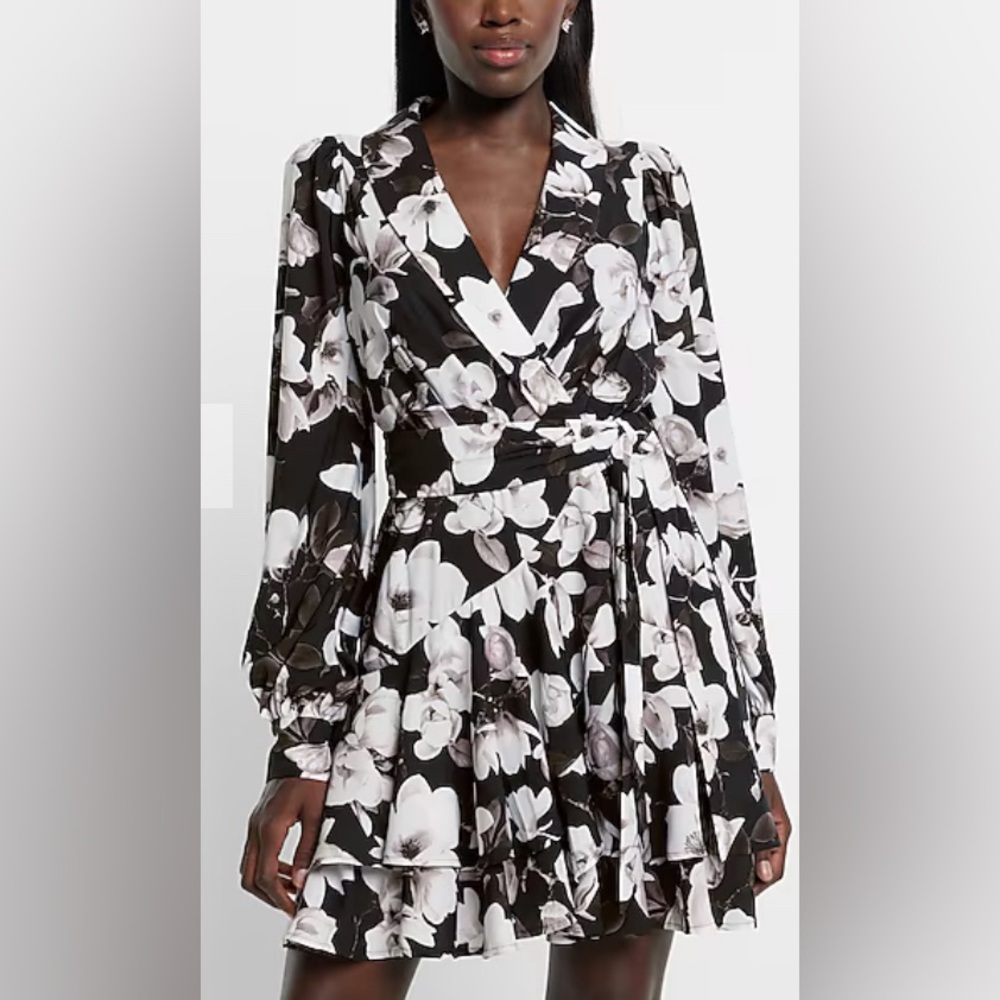 Express Floral Wrap Mini Dress LS Dark Floral M